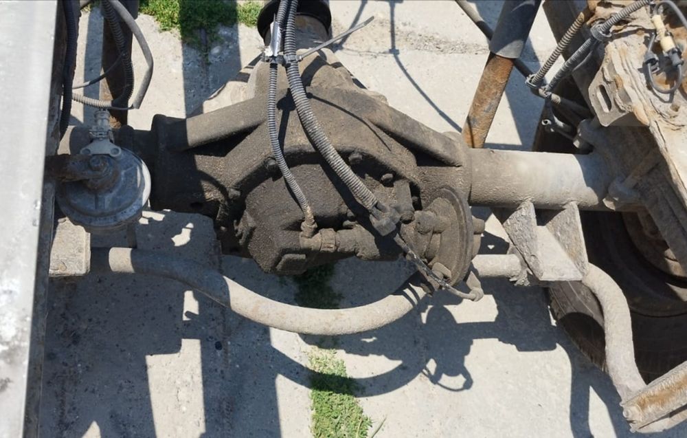 Most tylny dyfer Renault mascott blokada mostu