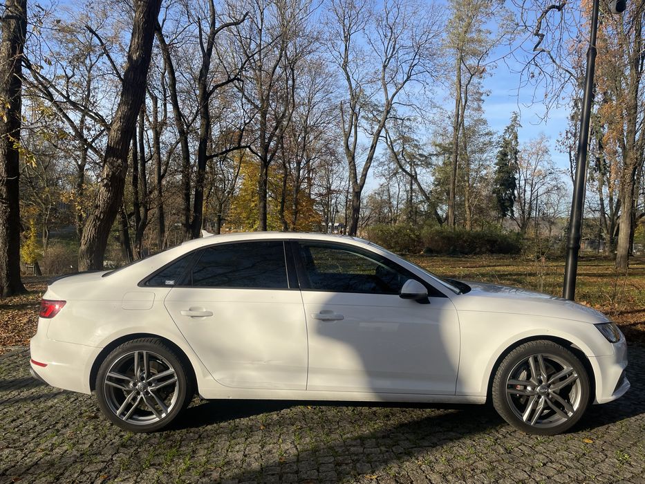 Audi A4 2.0 Tfsi limousine model B9 piękny stan zadbane