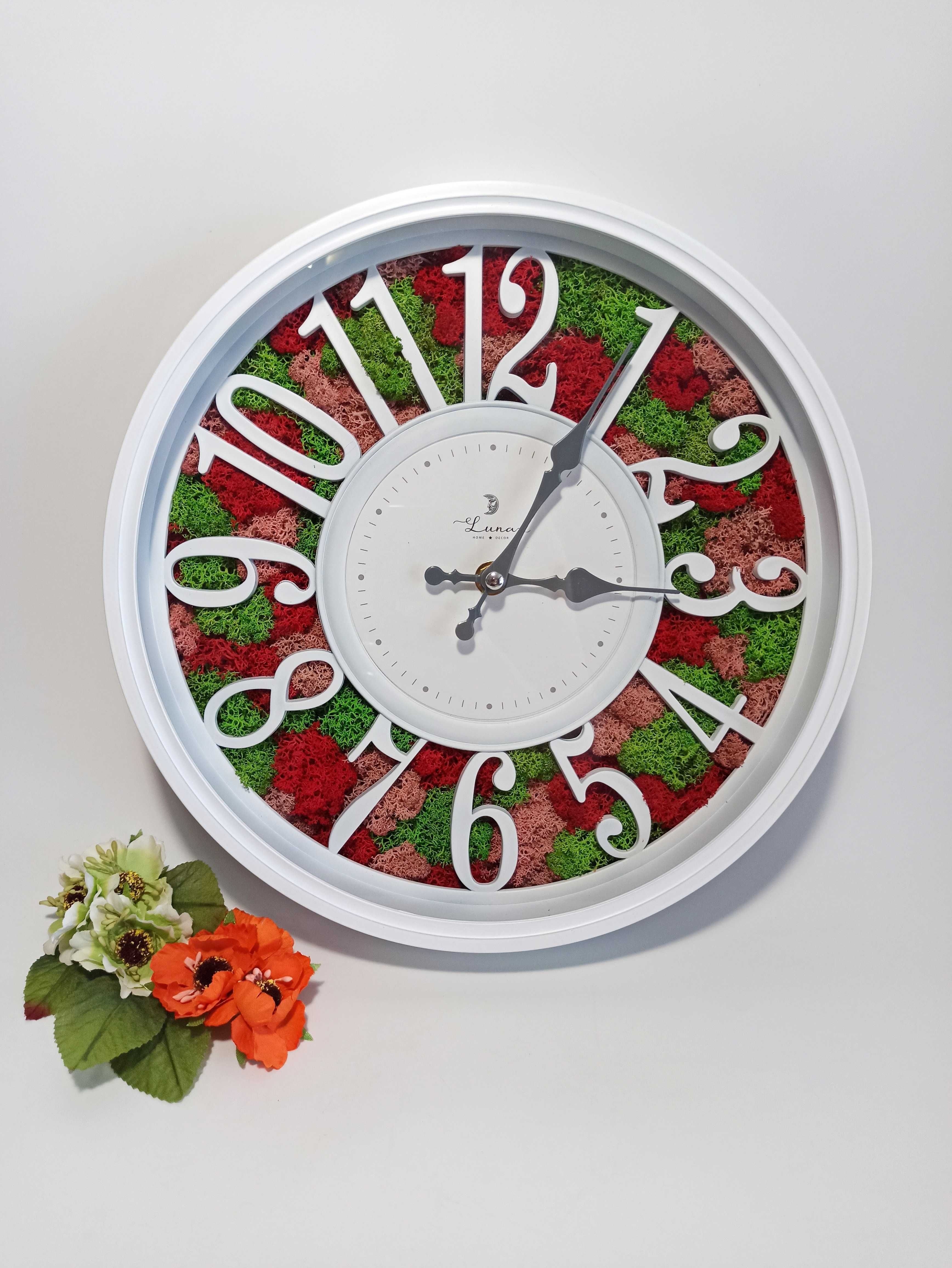 Годинники з стабілізованим мохом декор часы