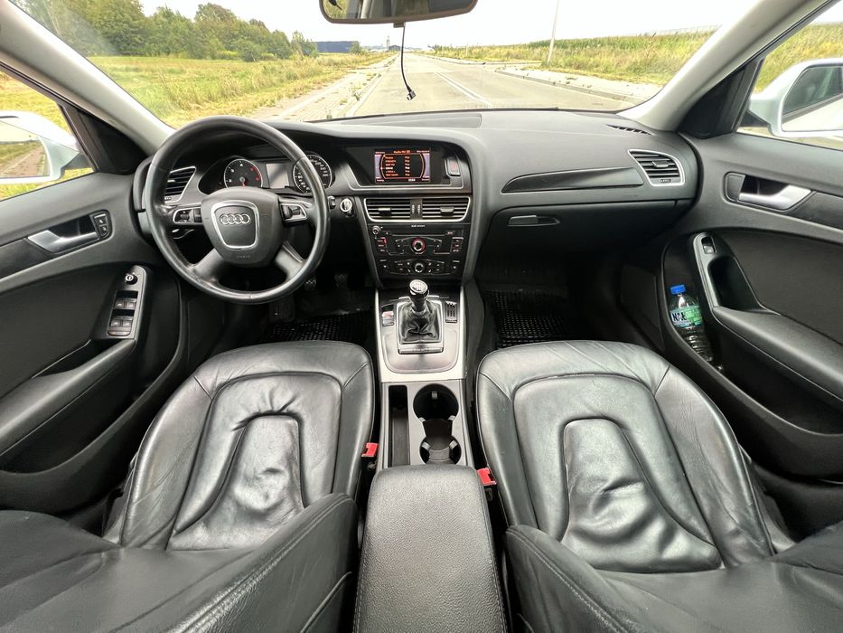 Audi A4 B8 2.0TDi 120km 2010r
