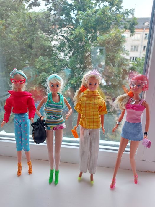 Ляльки  Barbie, Barbie extra mini minis