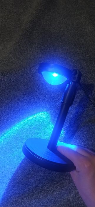 Czarna lampka nastrojowa projektor 4 tryby kolorów wejście USB