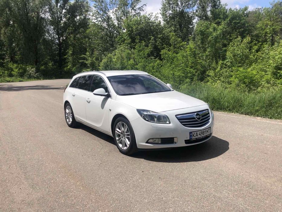 Opel Insignia 2.0  • Надійна, доглянута, без вкладень!