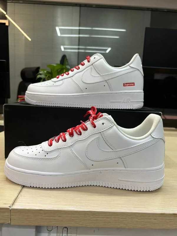 Nike Air Force 1 Low Supreme White 40