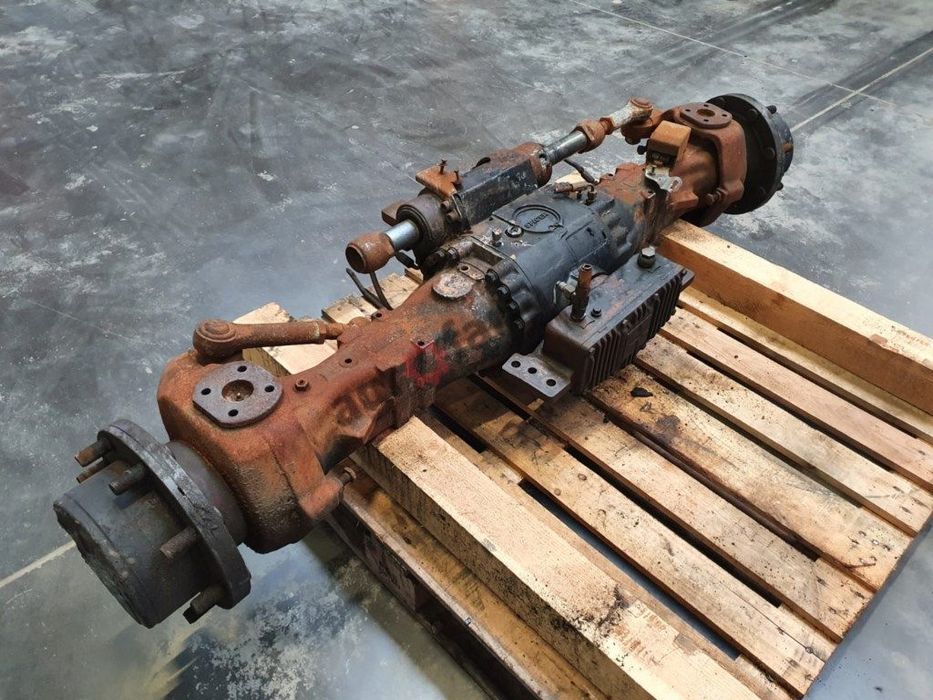 Przedni most, oś Dana Spicer Manitou MLT 731