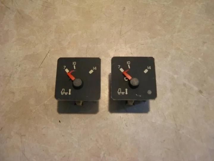 # VOLVO FH 12 wskaźnik zegar ciśnienia poduszek