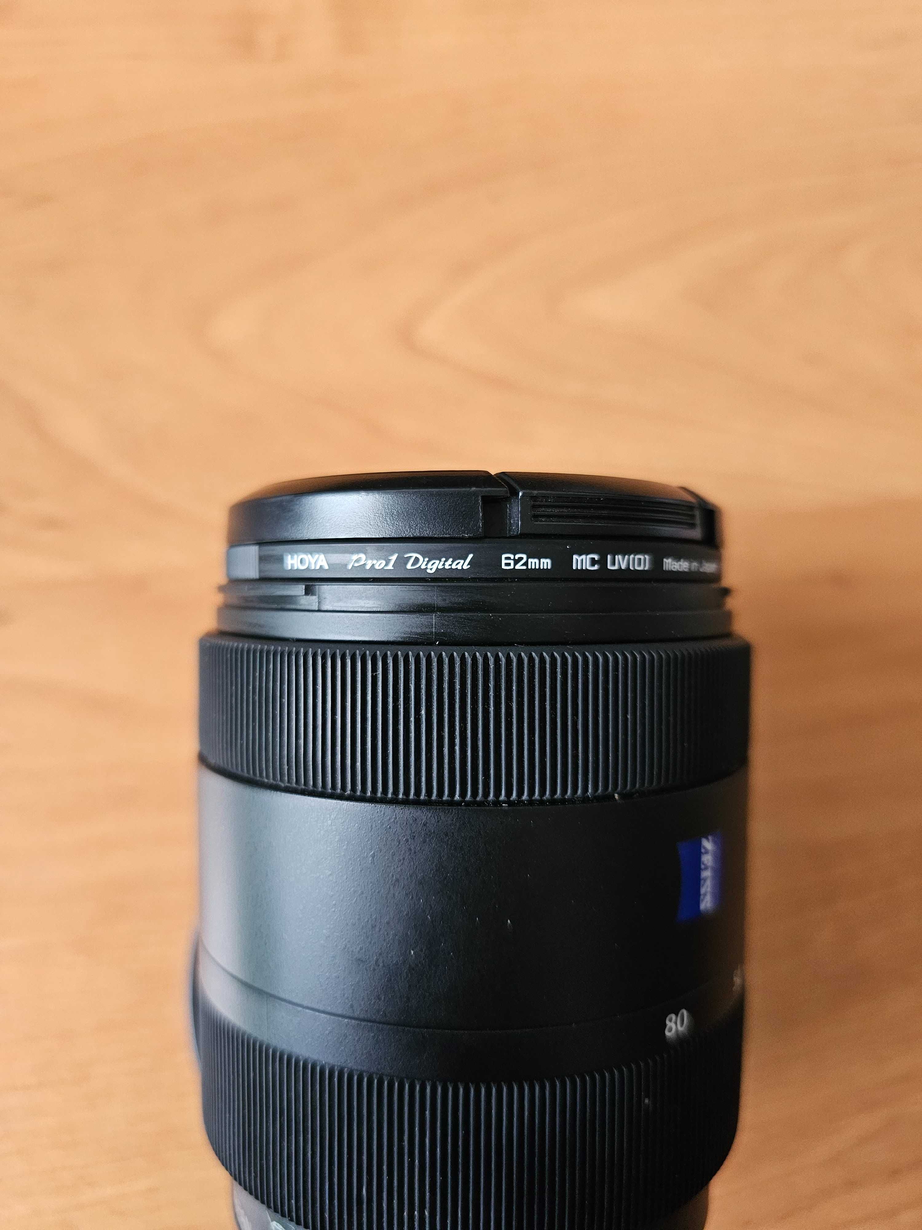 Carl Zeiss 16-80 mm F3.5-4.5 DT Vario Sonnar T* Sony A E UV Hoya Pro1