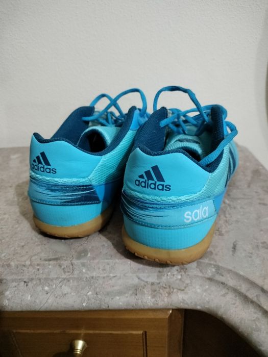 Sapatilhas Futsal N° 42 ADIDAS Novas