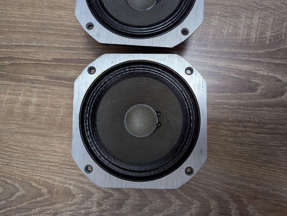 Динамі jbl le5-10