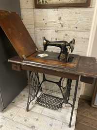 Антикварні швейна машина Goschveimachina
