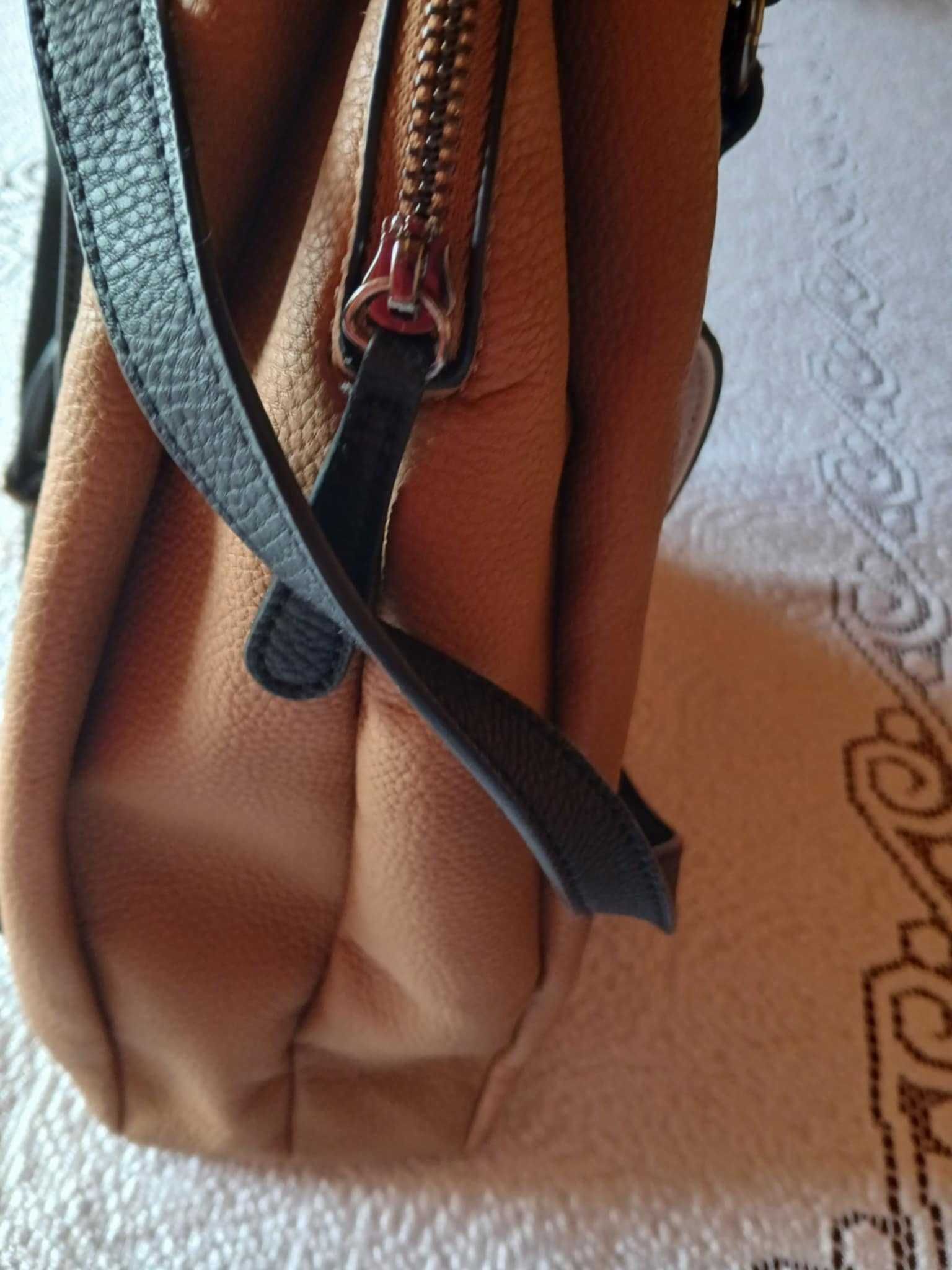 Plecak Rieker H1026-20 brązowo-biały