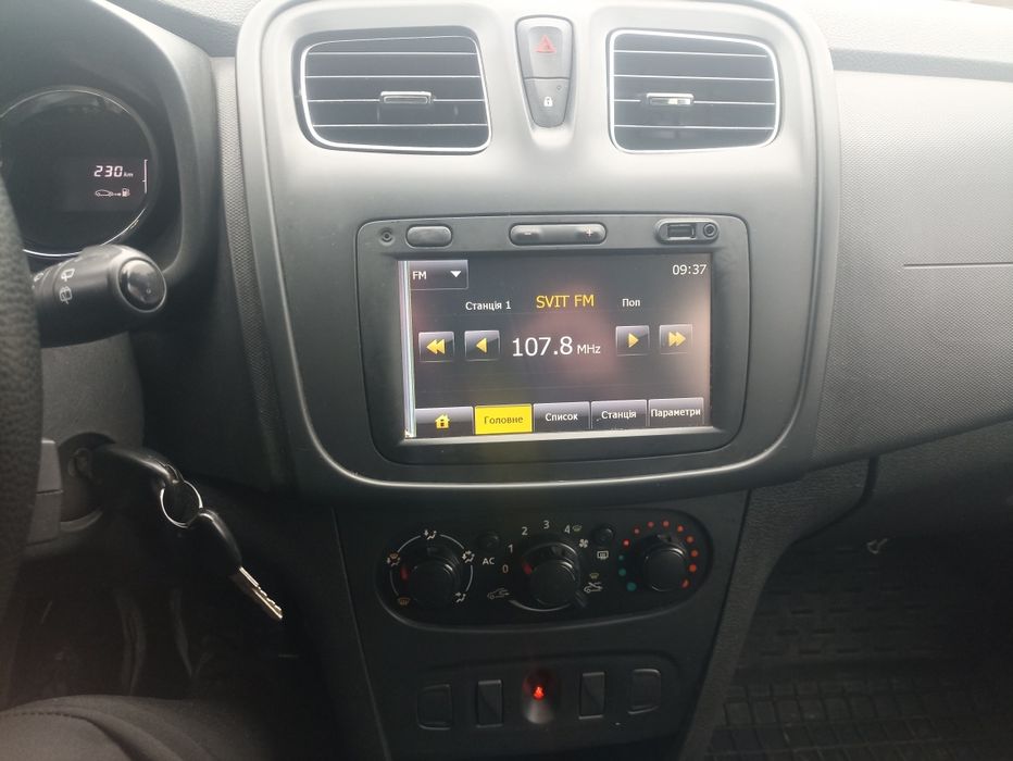 Продається Рено Логан