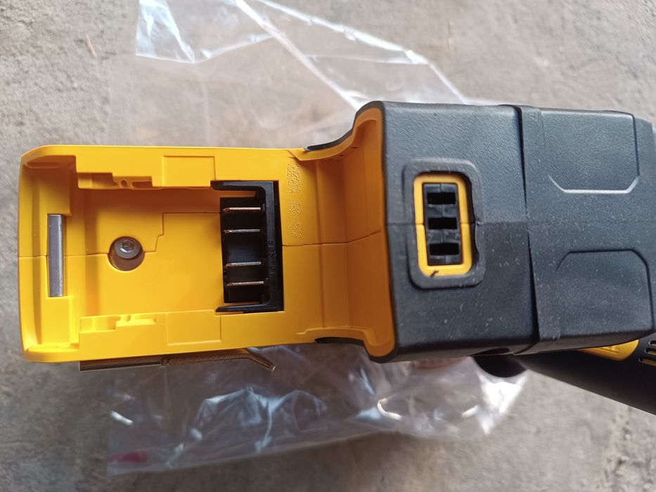 Dch 273 nowa  dewalt 25r