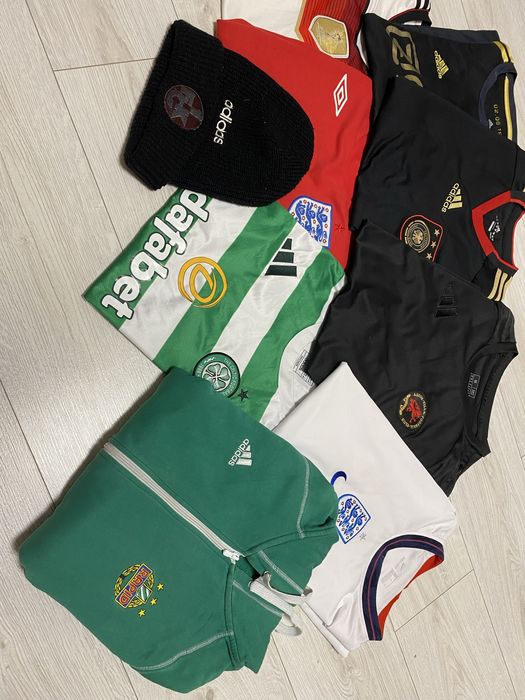 Продам футбольні речі всі разом