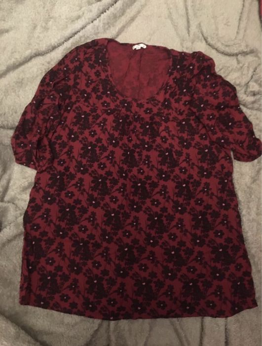 Bluzka damska w czarne róże