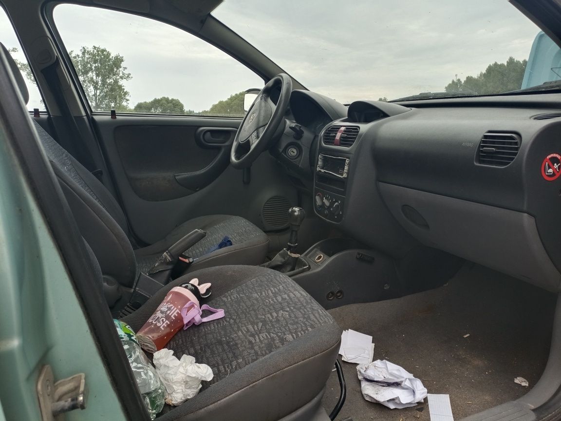 Opel Corsa C 1.2 16v LPG.2002r.Uszkodzony wysprzeglikCałość lub części