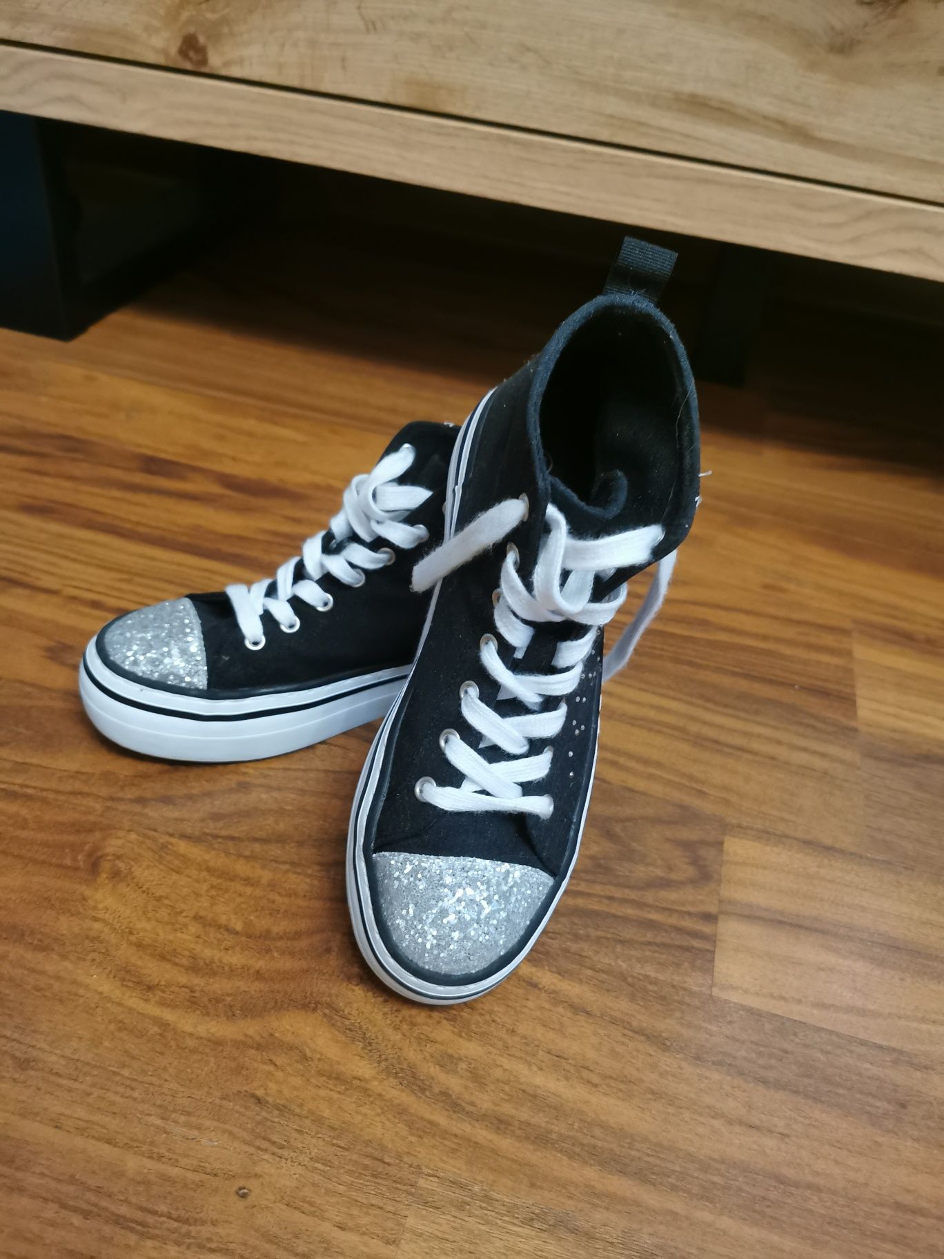 Tenisówki Graceland rozmiar 37, jak nowe!