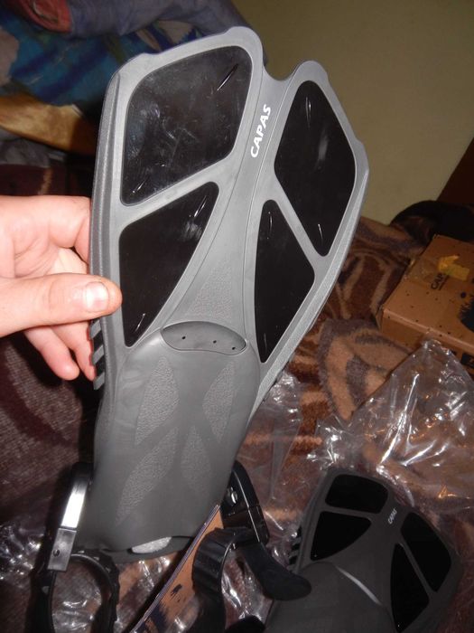 Wyprzedaż->C7089 CAPAS Płetwy do nurkowania r.S/MD, JR 9-13 lat OPIS!