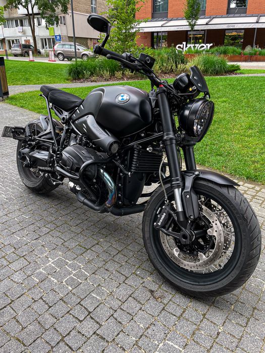 BMW R nine T.