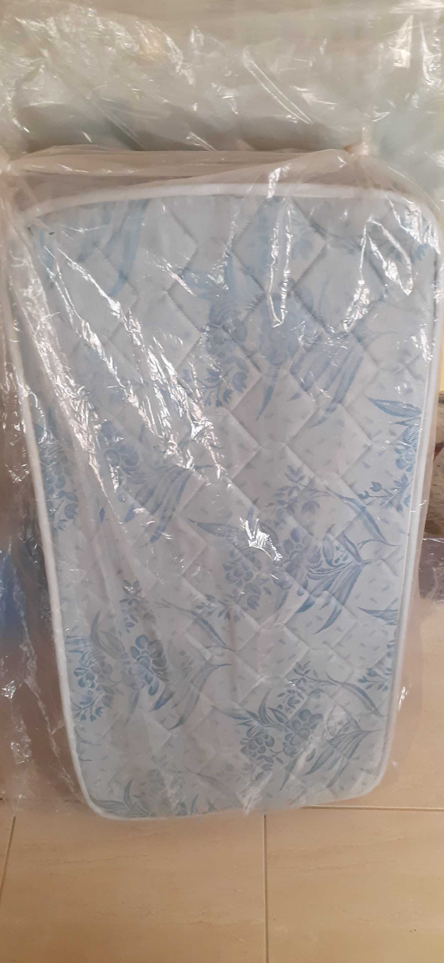 Colchões para camas bebé