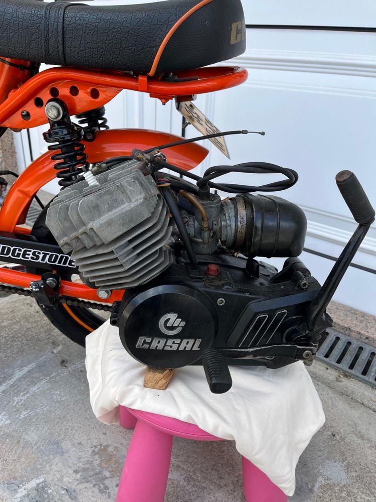 Casal Boss nova com motor novo Zumdap5 e leva o motor original extra .