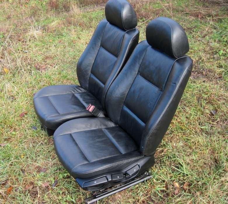 Продам сидения RECARO №64 (откидные,кожа)