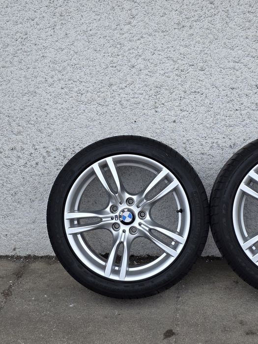 Jantes Originais BMW 18" Pack M com Pneus 225.45.18 + 255.40.18