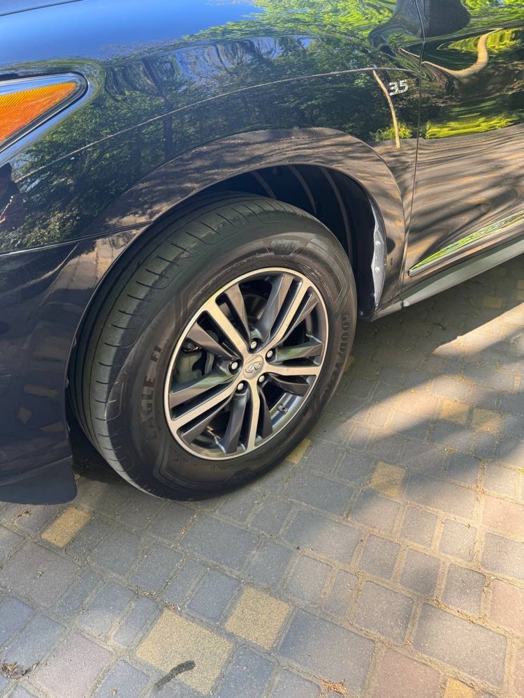 Infiniti QX60 в отличном состоянии