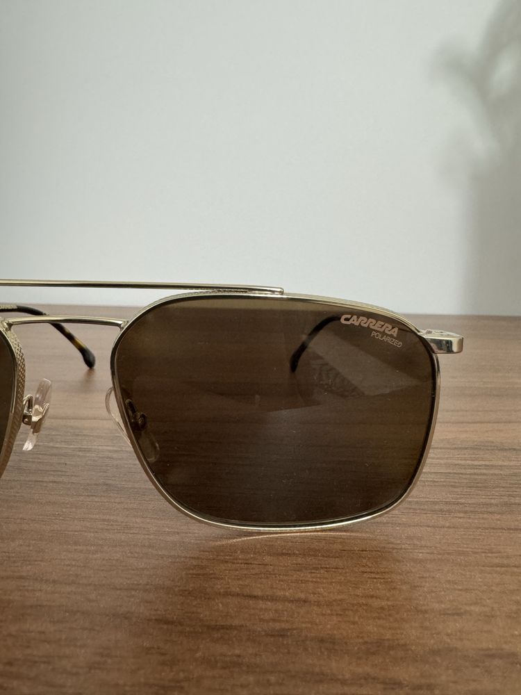 Vendo óculos de sol Carrera