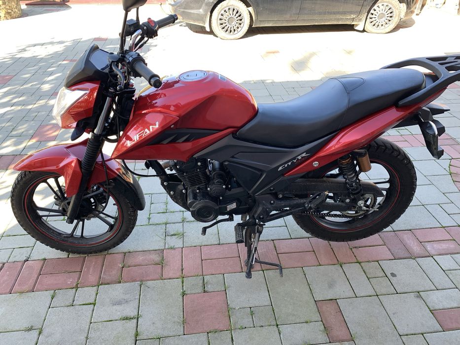 Продам Lifan 200