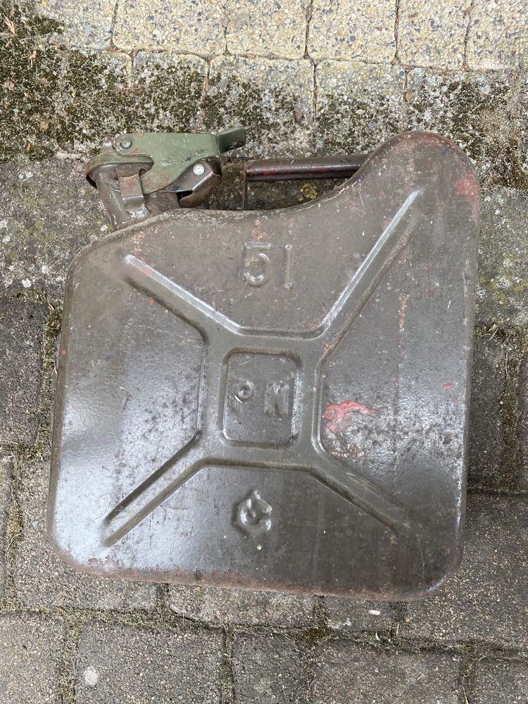 Kanister metalowy na paliwo benzynę olej 5L