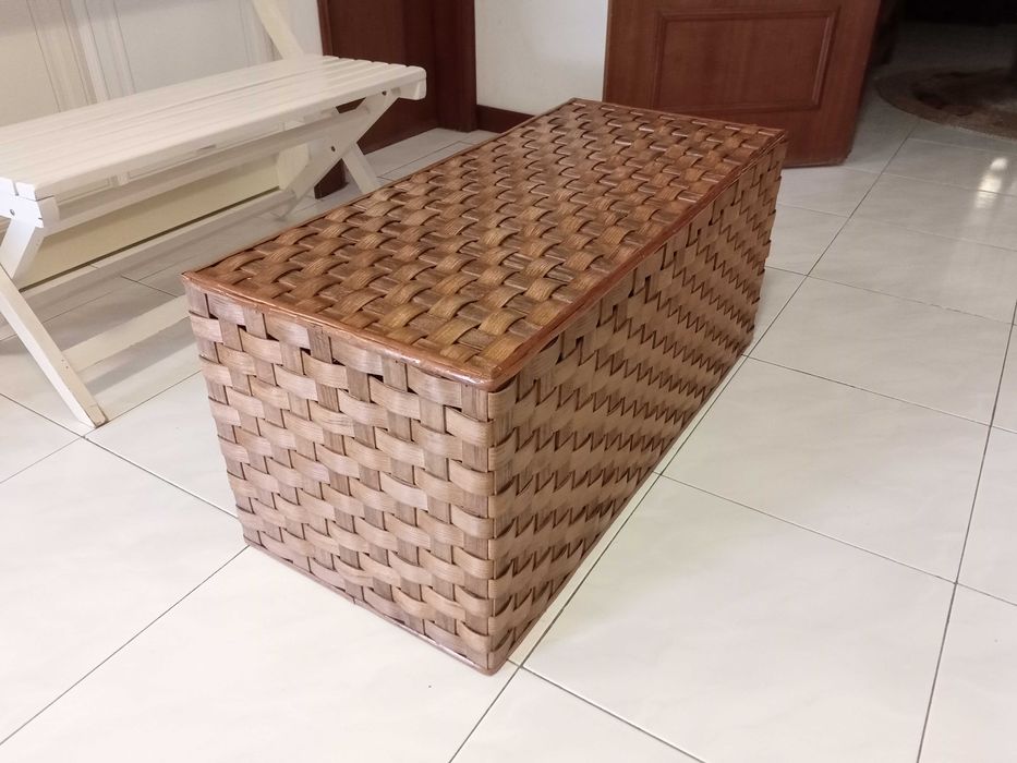 Brown Wicker Table (New Price)64737769893507123
