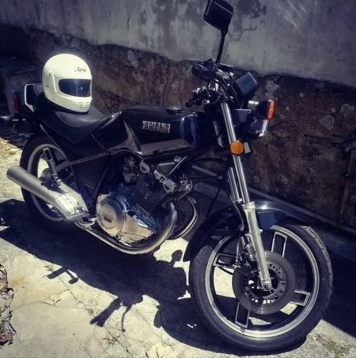 Yamaha  XS - 400
