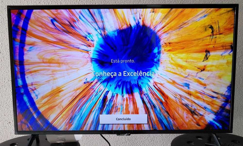 TV Samsung Q50A (QLED - 32'' - 81 cm - Full HD - Smart TV), Nova