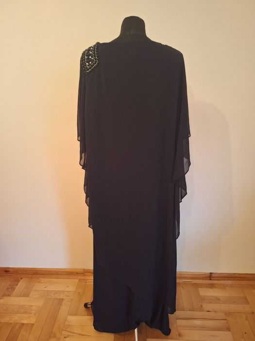 Duża, długa czarna sukienka wizytowa, rozmiar 50/52