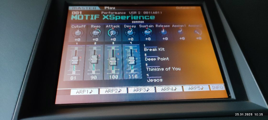 Syntezator Yamaha motif XS 6