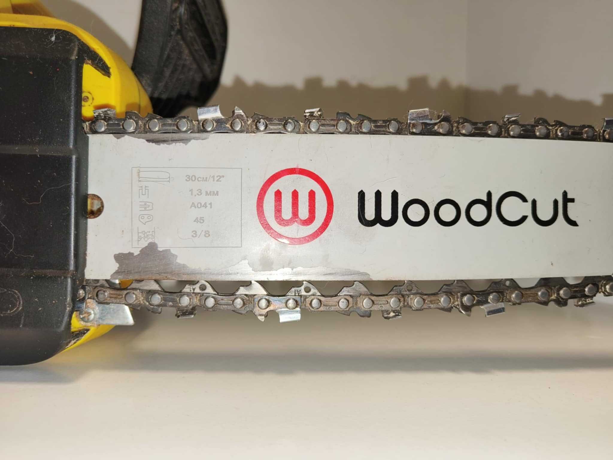 Piła łańcuchowa ELEKTRYCZNA 1800W leroy merlin A011044  35cm