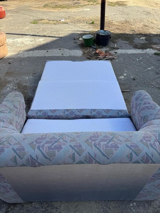 Диван для дидини