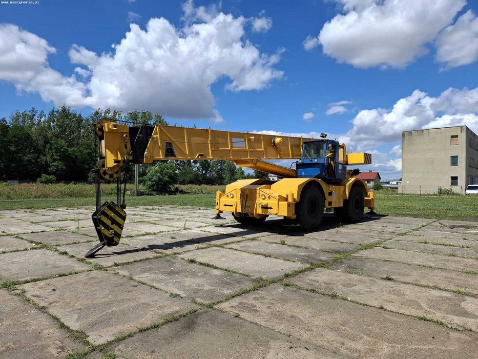 Żuraw terenowy GROVE RT755 50 t
