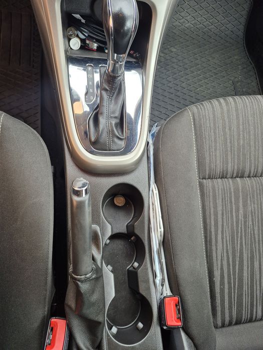 Opel Astra J 1.6 Turbo, automat