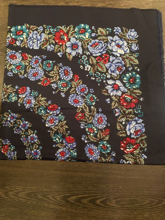 Хустка різнокольорова 120-120