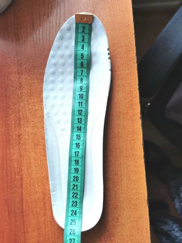 Białe trampki na platformie, grubej podeszwie