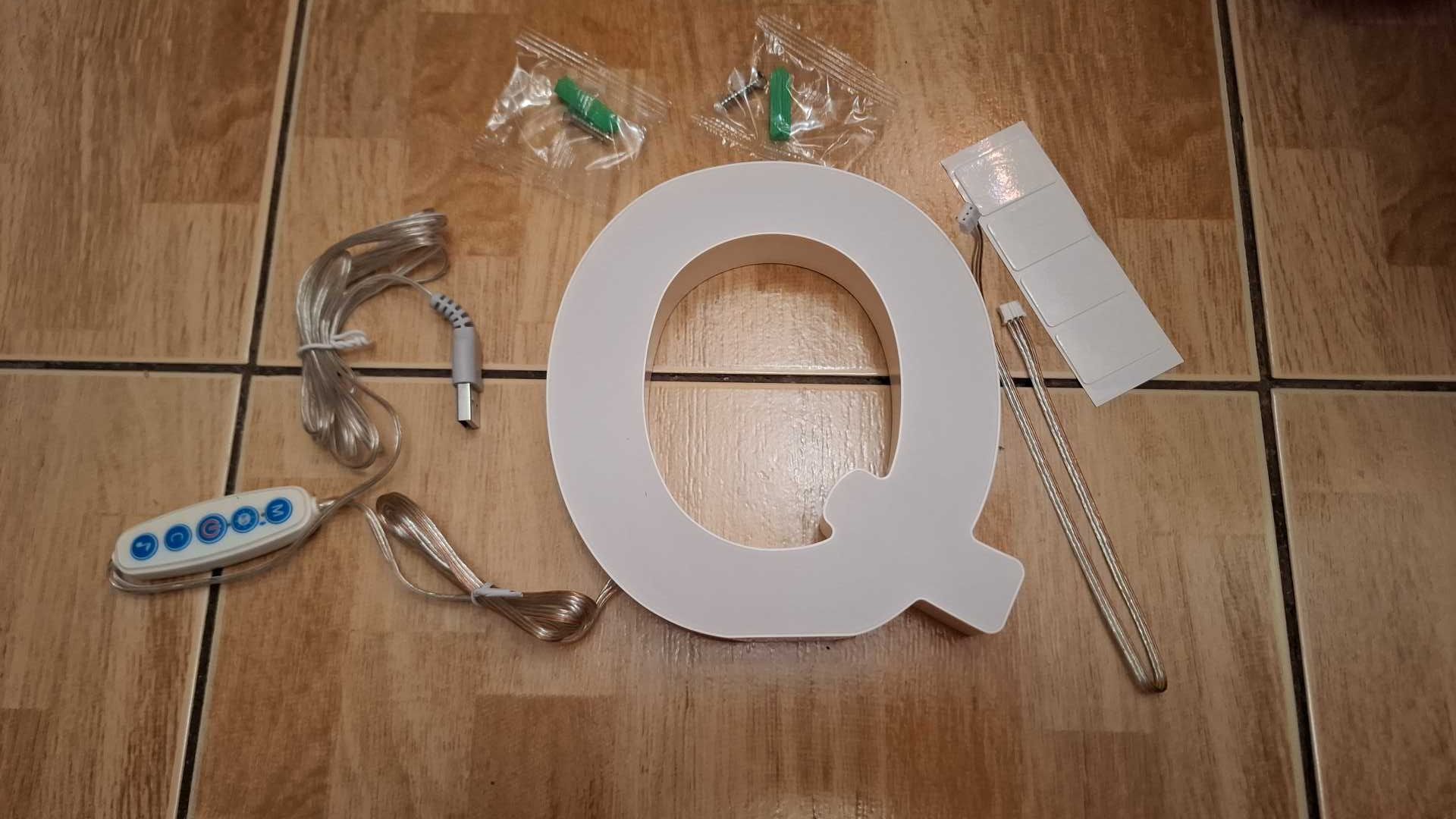 Lampka Led Q z synchronizacją muzyki USB