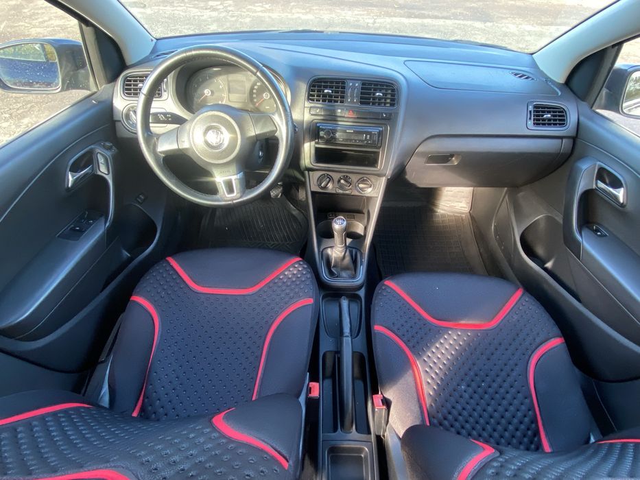 Продам Volkswagen Polo 1.6 газ/бензин з рідним пробігом офіційний 2013