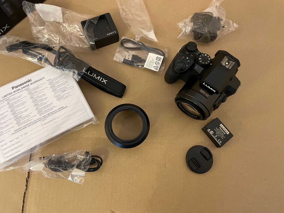 Panasonic DMC-FZ300 Lumix z Obiektywem LEICA 25-600mm F2.8 Nowy Gwar !