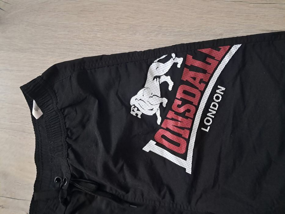Шорти Lonsdale M