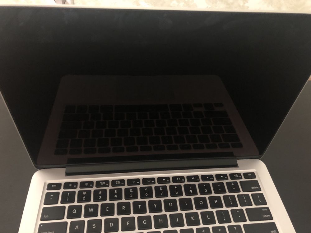 MacBook Pro Retina, 13-inch, Late 2013 i5 8GB SSD 256GB