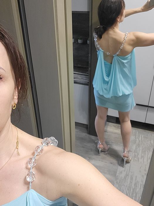 Sukienka wizytowa miętową mega wygodna