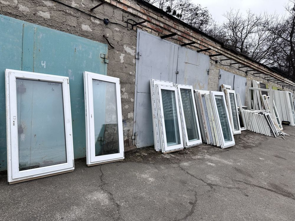 Вікна бу металопластикове глухе відкривне вікно вітражне двері окна
