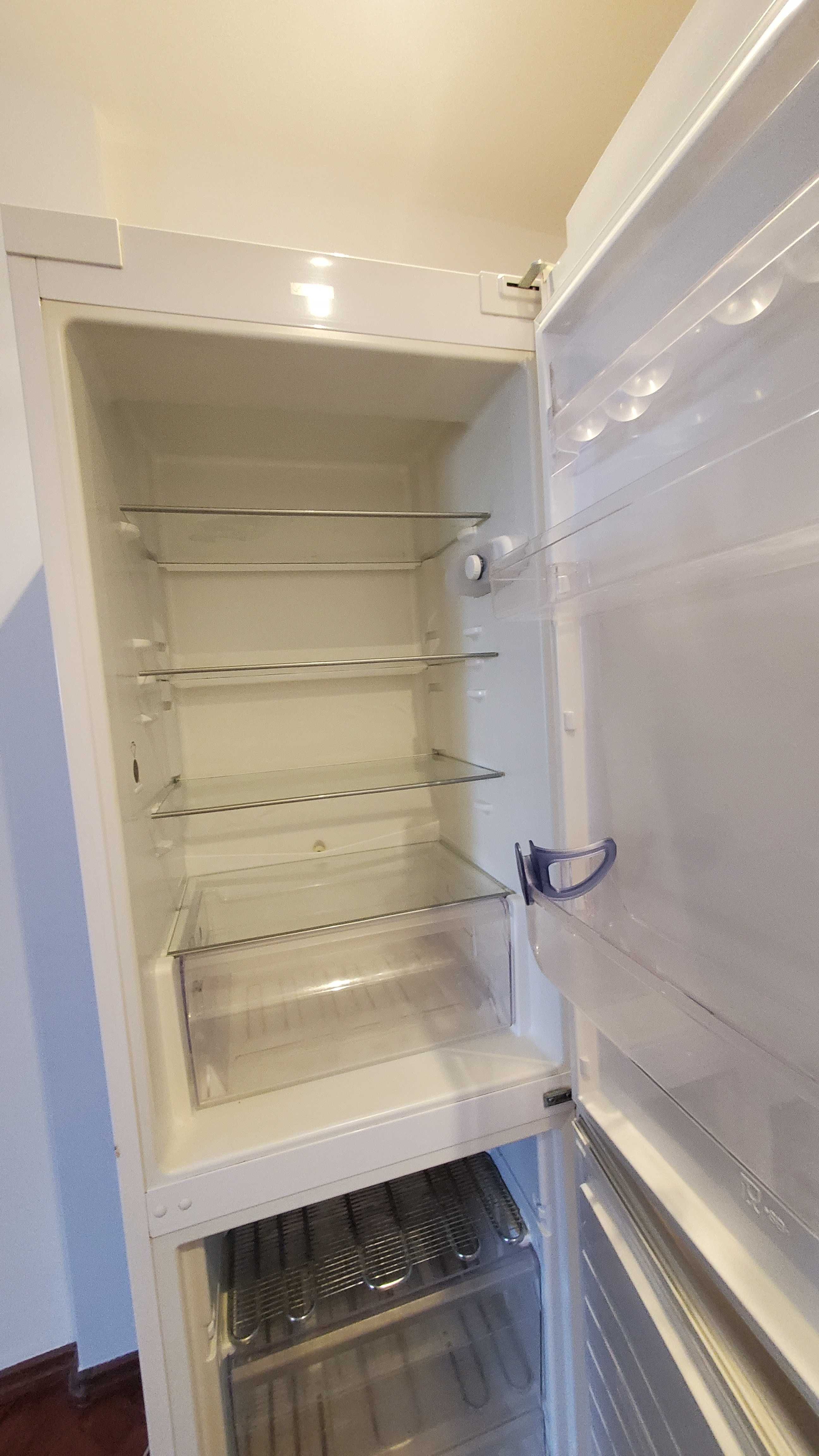 Frigorífico + congelador